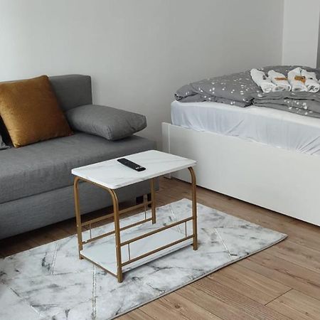 Privatzimmer-2 In Ruhiger Lage 9Min Von Hbh Nürnberg Exteriör bild
